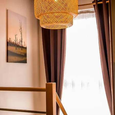 Chez Sabine Et Eric Maison Pour 6 Personnes Avec Piscine Chauffee Et Jacuzzi Prive Дом отдыха Andenne